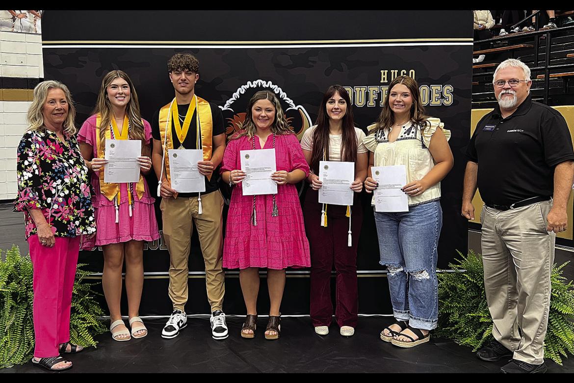 The Hugo Lions Club would like to congratulate the scholarship recipients. Pictured are (l to r): Susan Brewer, Lions President, Allie Tollett, Kolby Worthy, Kendell Hicks, Jaina Frost, Alley Ivey and Tracy Stonebarger. Not pictured is Zion Siniga.